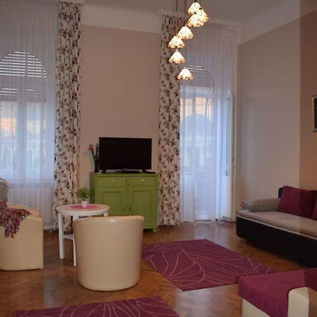 Orient Deluxe Apartments Budapest Exterior photo